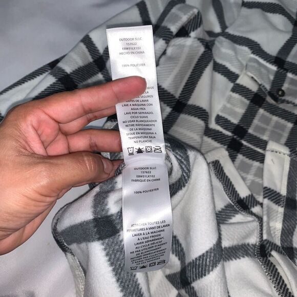 women's soft Eddie Bauer Venture Fleece Button Front Shirt size M Natural Plaid - Picture 8 of 11